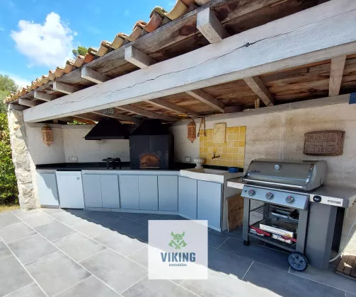 11 Chemin des Pins, 06530 Peymeinade, France