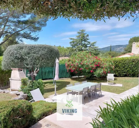 11 Chemin des Pins, 06530 Peymeinade, France