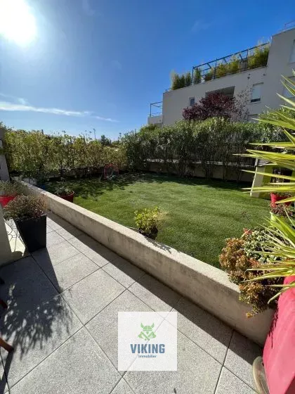 T3 de 55m2 terrasse et jardin de 85m2