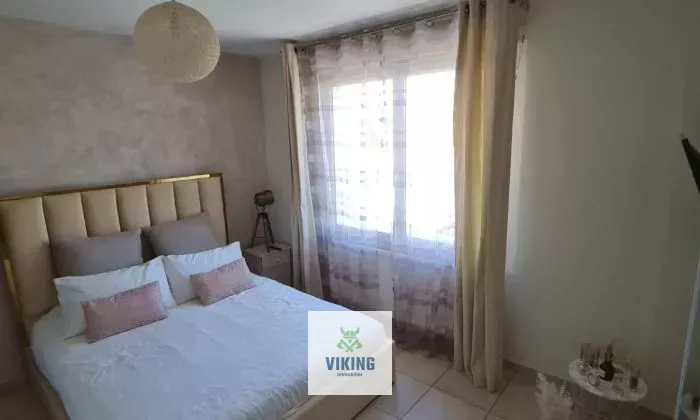 84200 Carpentras, France