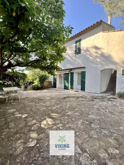 13190 Allauch, France