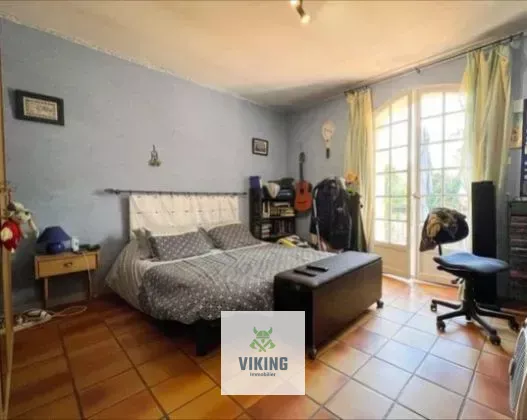 13330 Pélissanne, France