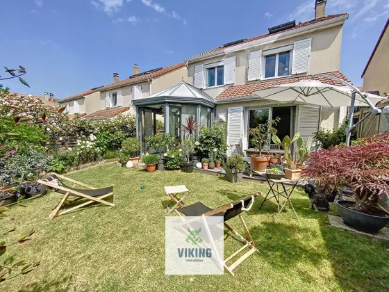 Maison individuelle de 6 pièces de 105 m² à Plaisir