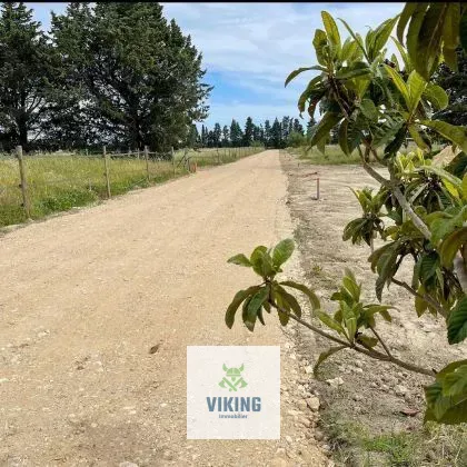 84260 Sarrians, France