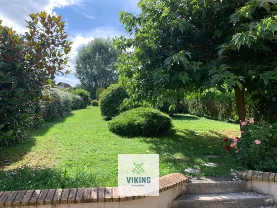 Charmante villa familiale avec jardin à Bellerive-sur-Allier