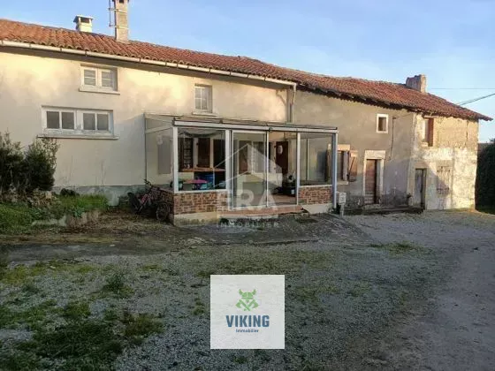 16490 Ambernac, France