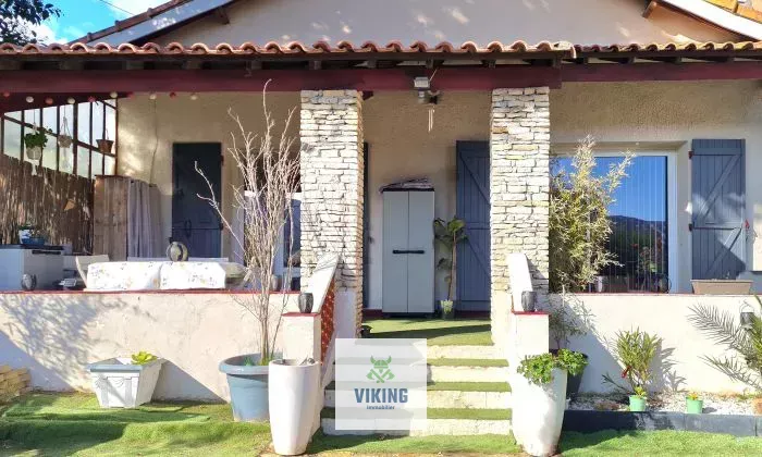 Maison avec 2 logements grand terrain