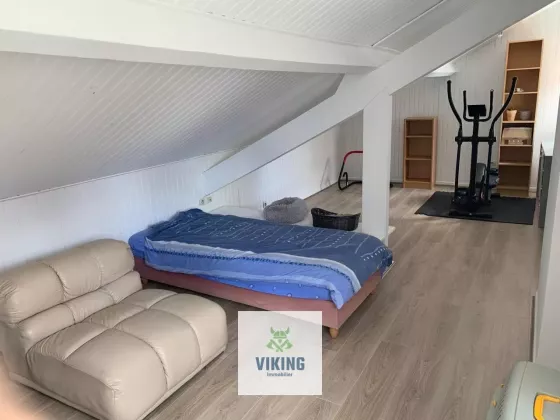 03700 Bellerive-sur-Allier, France