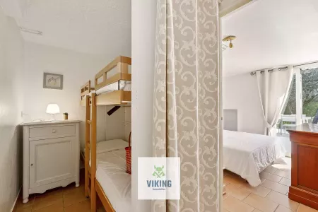 11 Chemin des Pins, 06530 Peymeinade, France