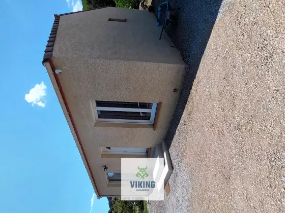 34220 Riols, France