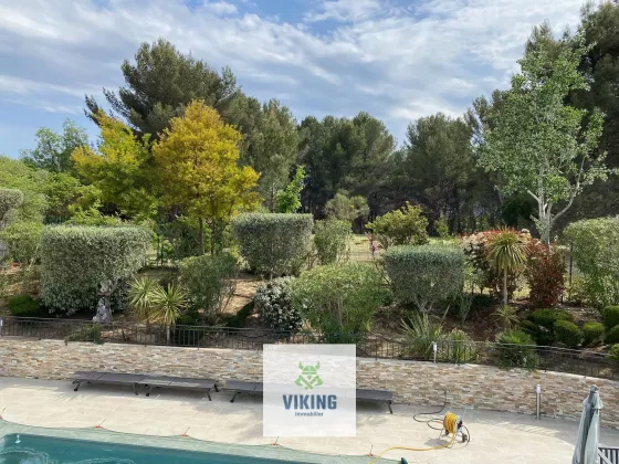 Rue Annie d'Arco, Marseille, France