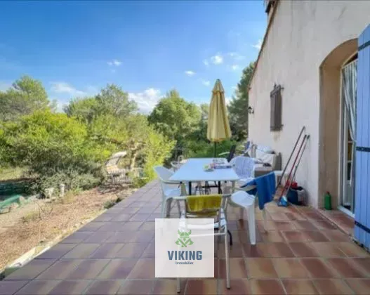 13330 Pélissanne, France